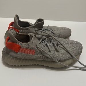 Yeezy tail gate 350 almost new. Men’s 8.5 and women’s 10.